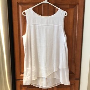 ❤️ White sleeveless Top